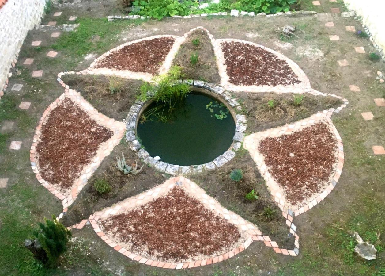 La Belle Etoile Acomodação com café da manhã Saintes Exterior foto